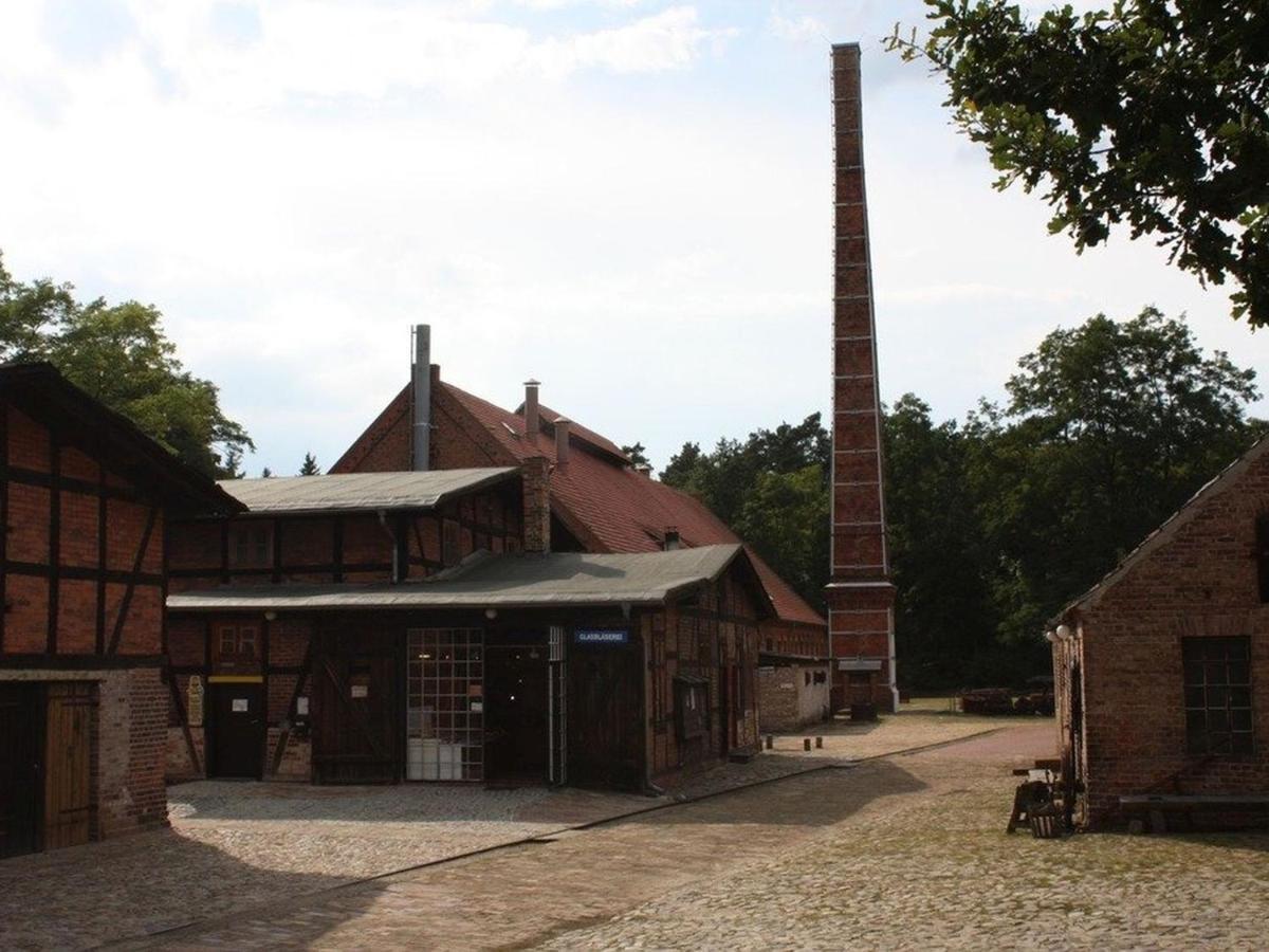 Ferienwohnung Am Roten Schloss Glashutte  Εξωτερικό φωτογραφία